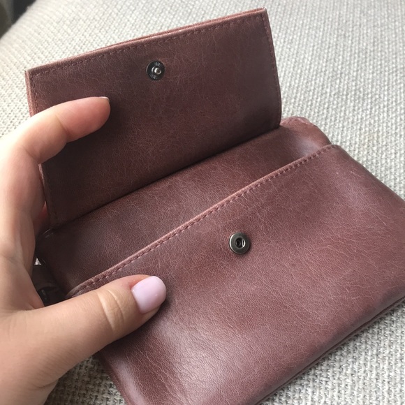 Matt & Nat Wristlet - Picture 4 of 7